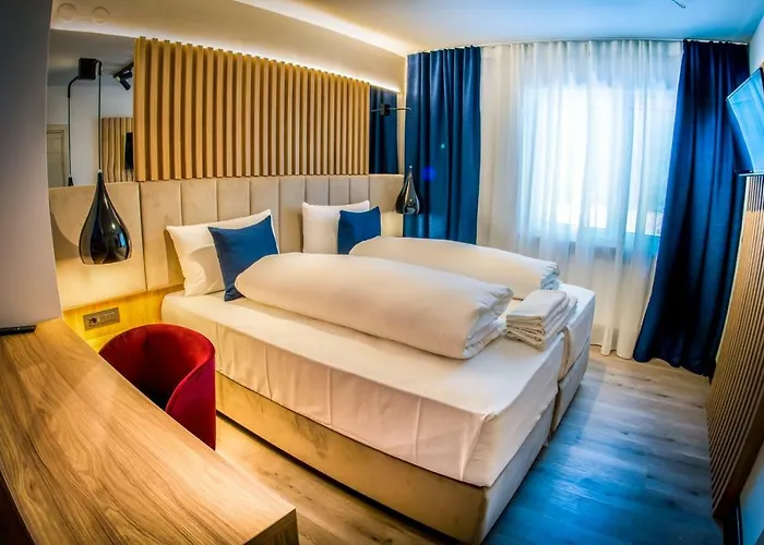 Wilder Mann Hotel 3*
