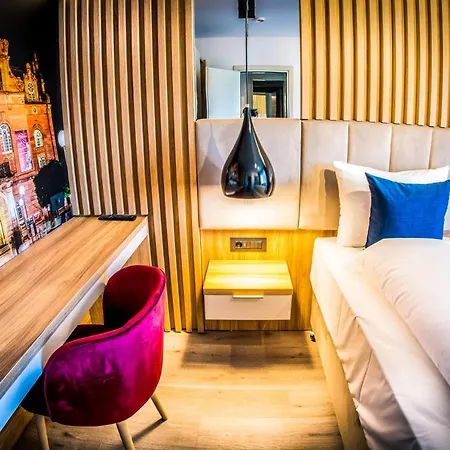 Wilder Mann Hotel