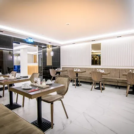 Wilder Mann Hotel